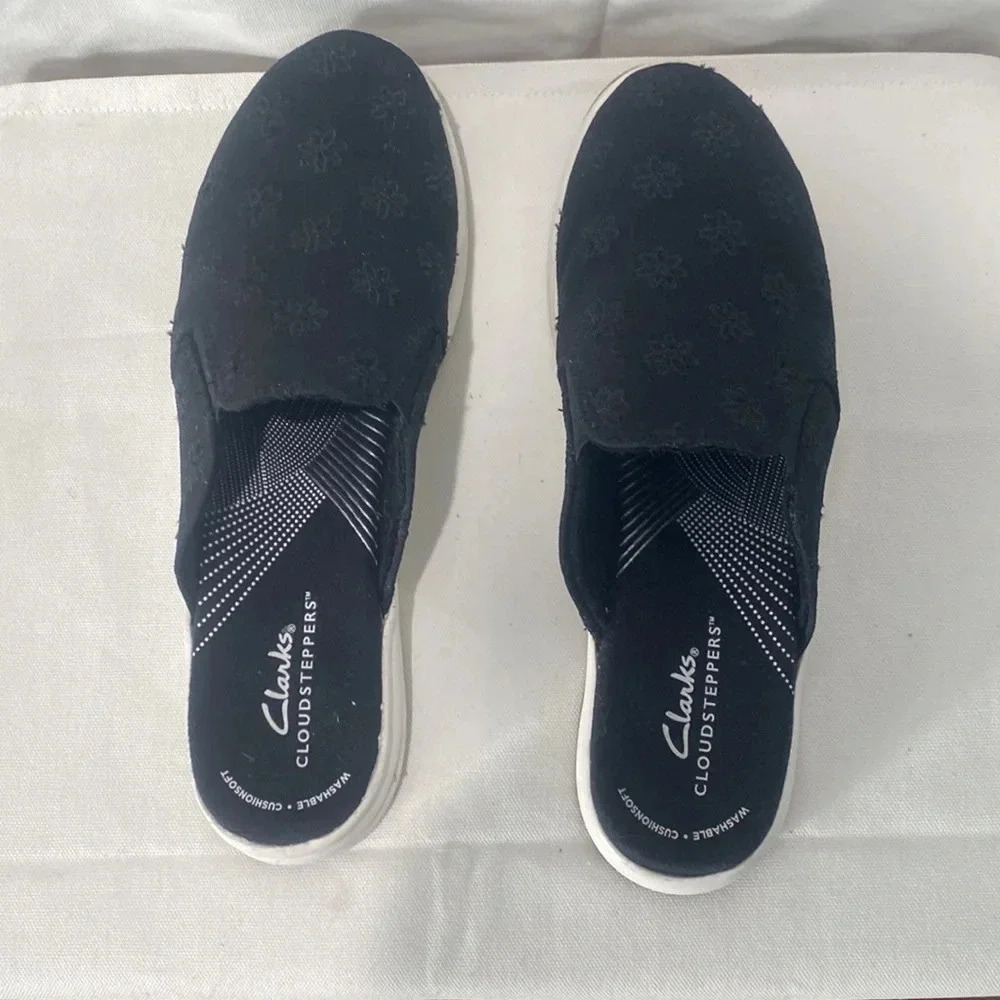 Clarks Cloudsteppers Canvas Slip-On Mules Breeze … - image 2